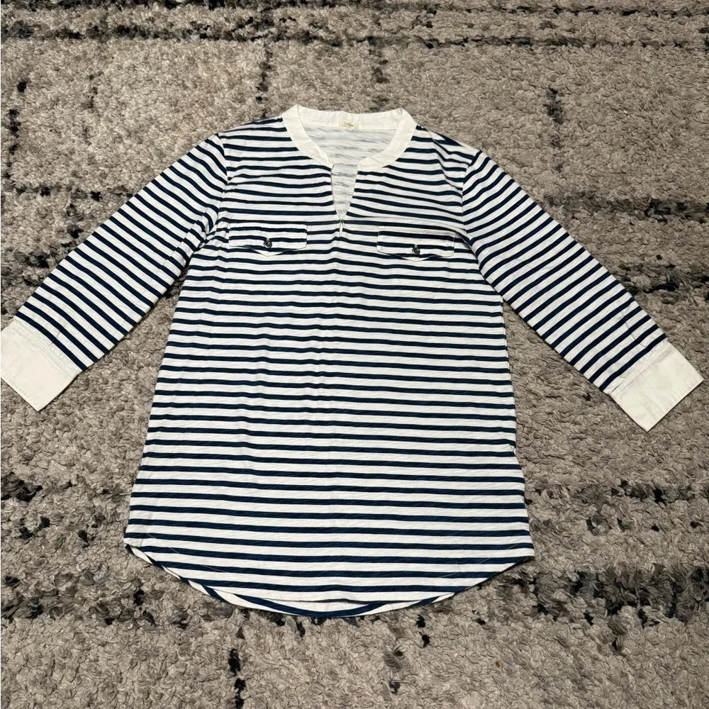 JCrew XS/S Striped Navy and White Shirt